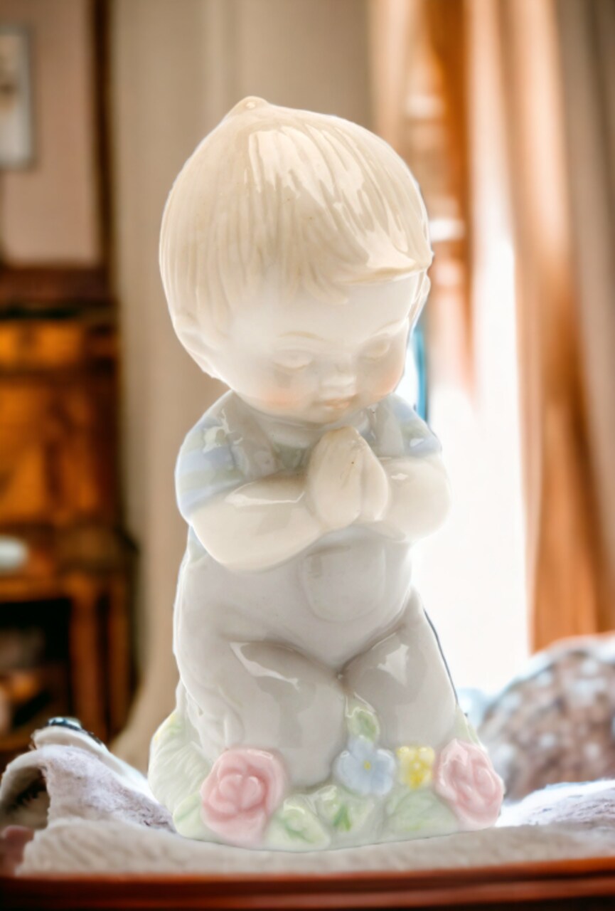 Ceramic Praying Boy Figurine, Religious Décor, Religious Gift, Church Décor, Baptism Gift